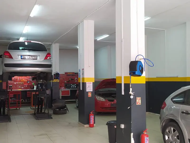 Dazkırı Oto Servis